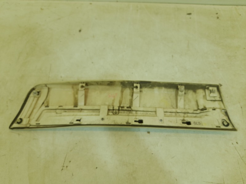 Накладка двери задней правой