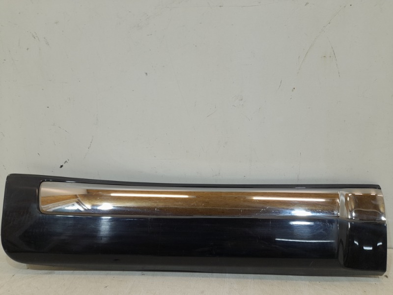 Накладка двери задней правой