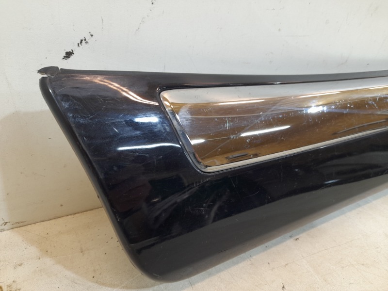 Накладка двери задней правой