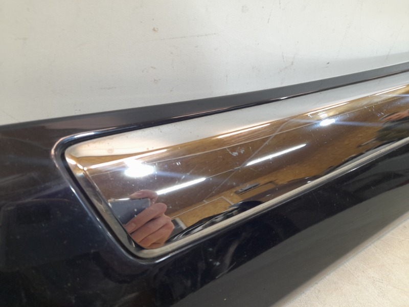 Накладка двери задней правой