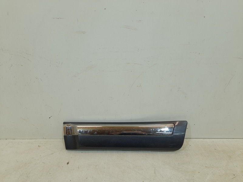 Накладка двери задней левой