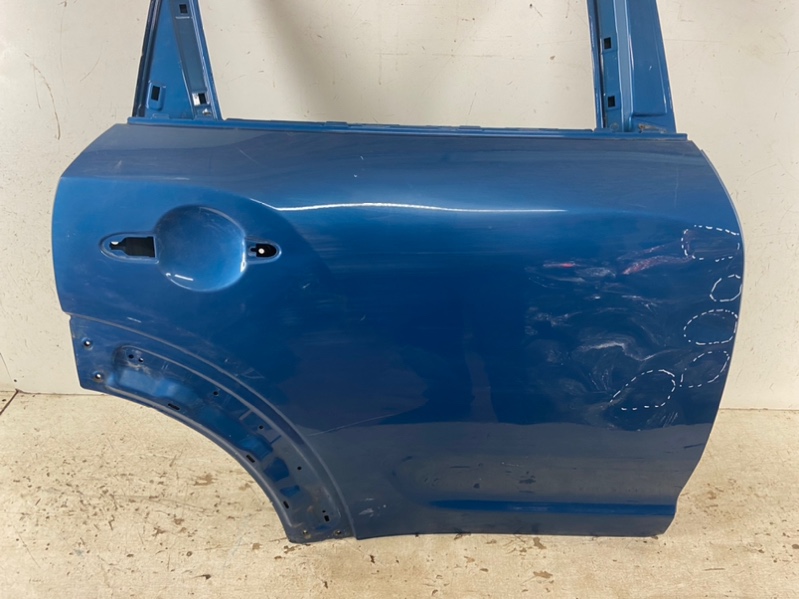 Дверь задняя правая