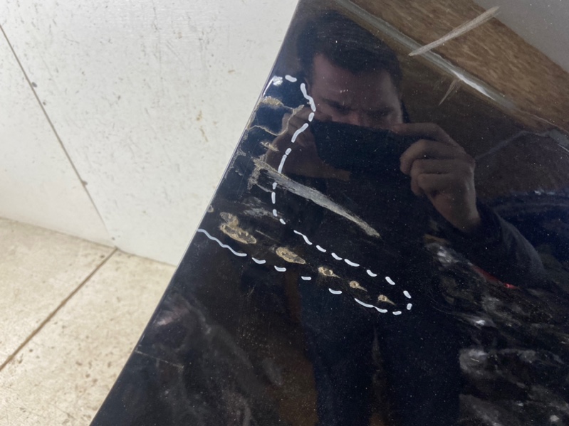 Крыло переднее правое