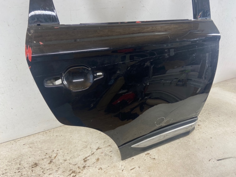 Дверь задняя правая