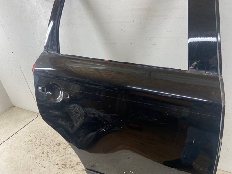 Дверь задняя правая