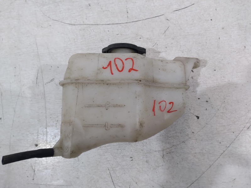 Бачок расширительный