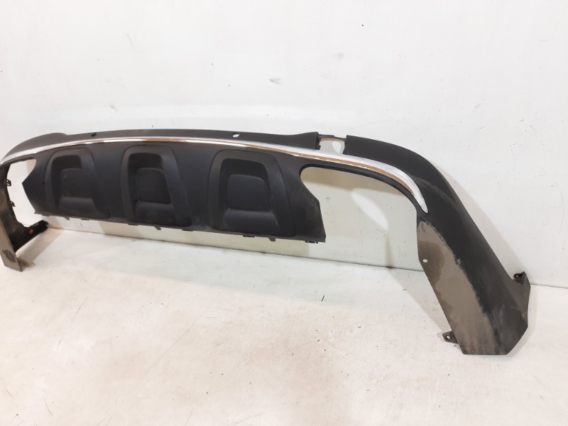 Спойлер заднего бампера