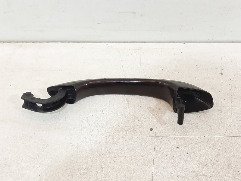 Ручка двери передней наружная левая