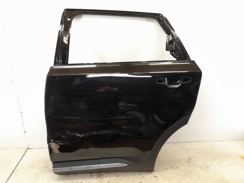 Дверь задняя левая