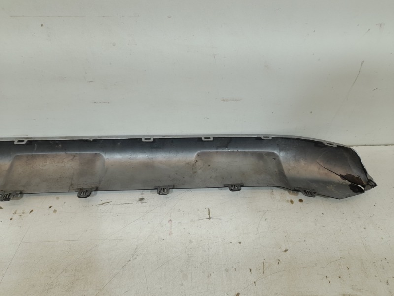 Накладка переднего бампера