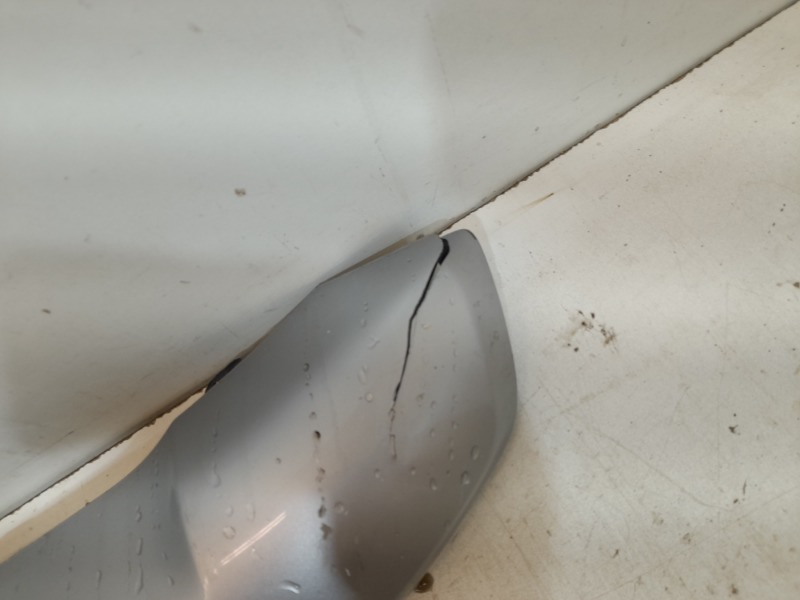 Накладка переднего бампера