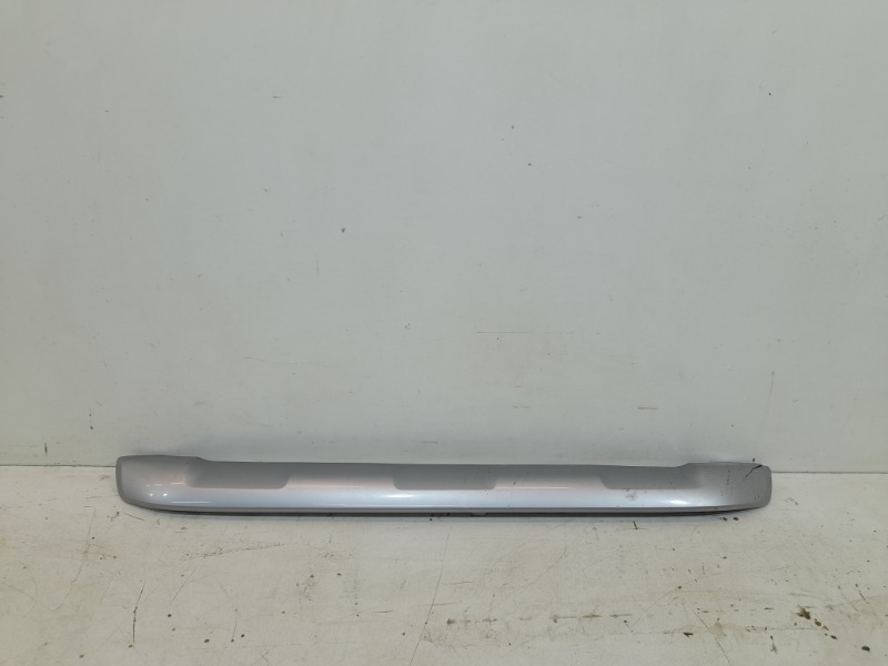 Накладка переднего бампера