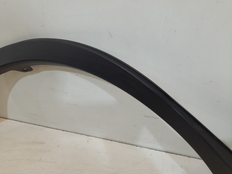 Накладка заднего крыла правого