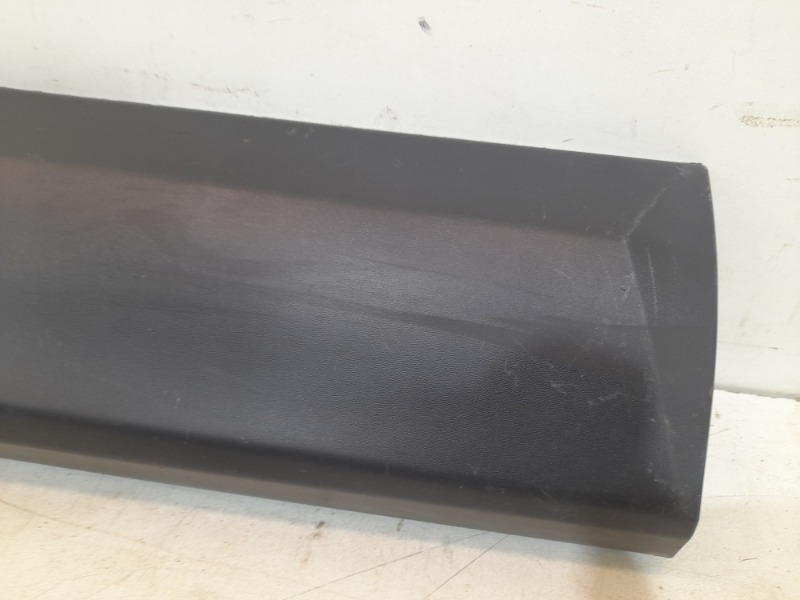 Накладка двери задней правой