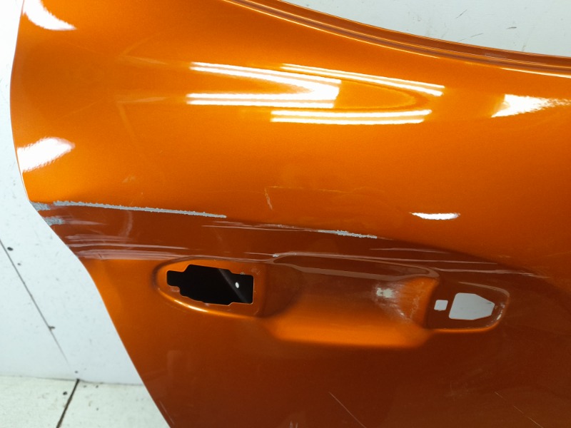 Дверь задняя правая