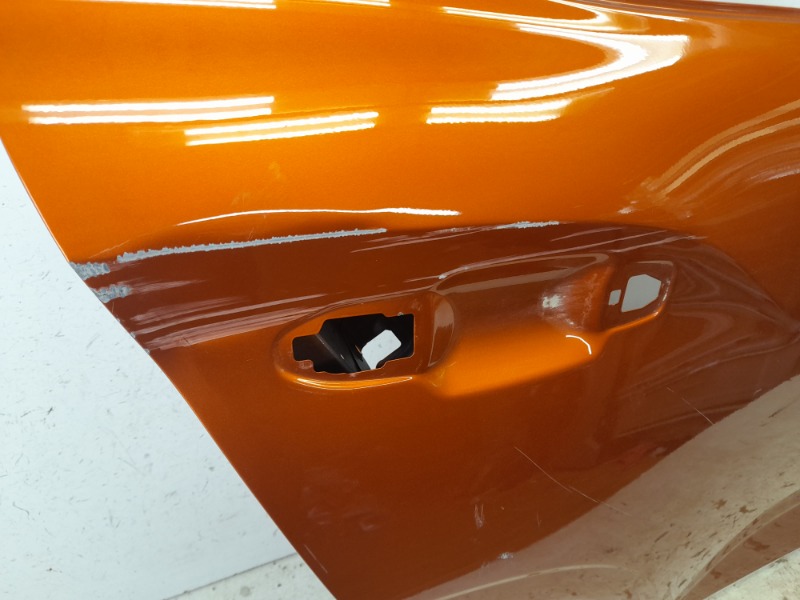 Дверь задняя правая