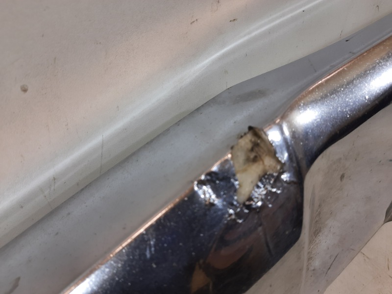 Накладка переднего бампера