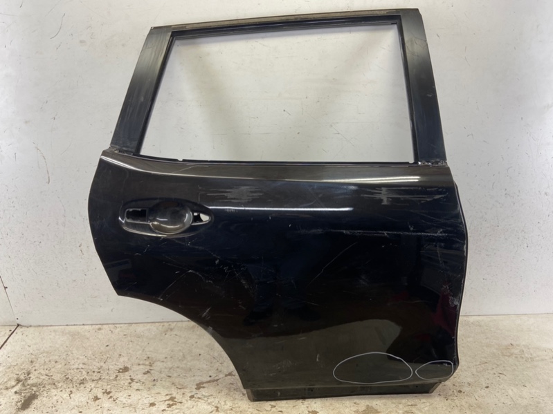 Дверь задняя правая