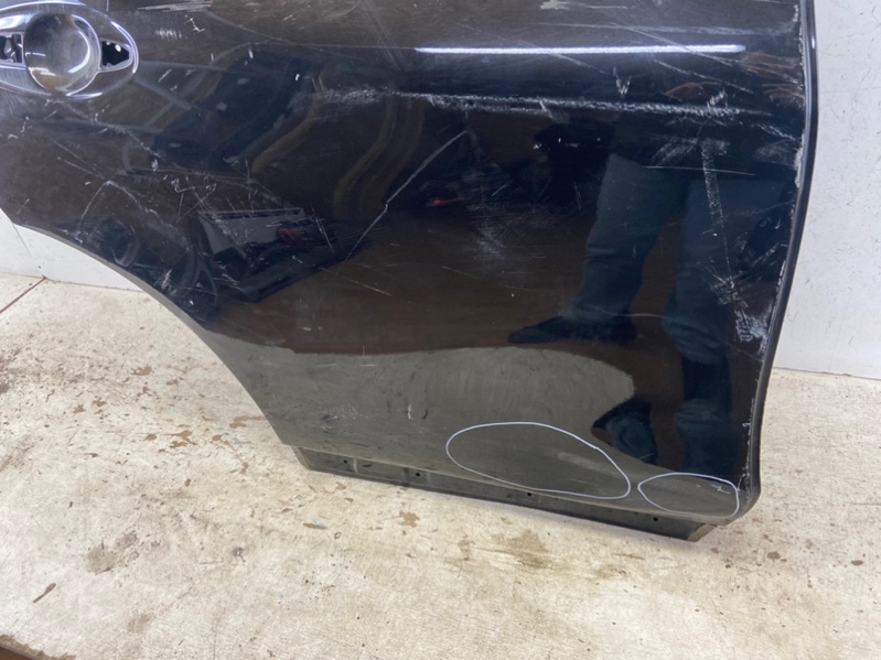 Дверь задняя правая