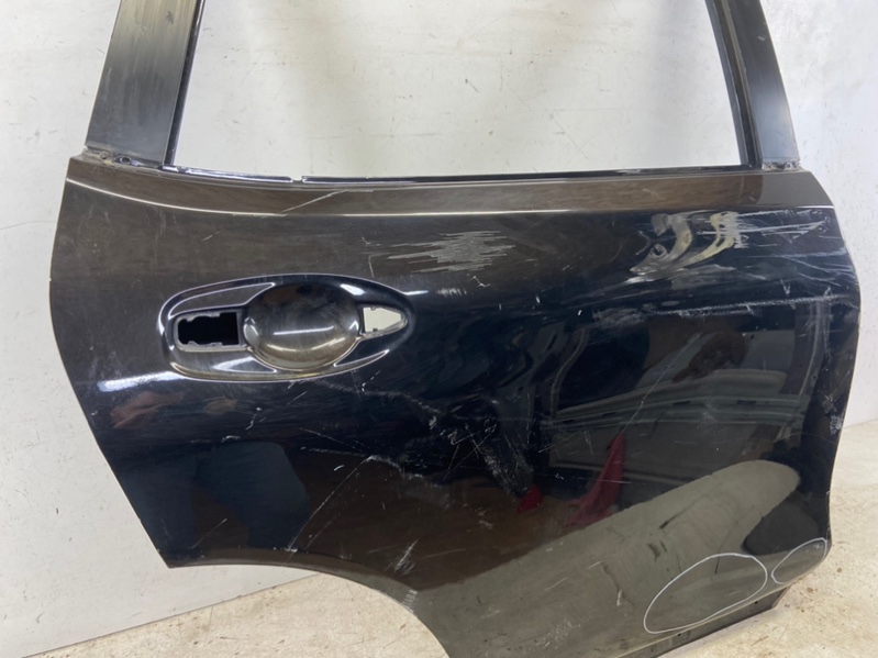 Дверь задняя правая