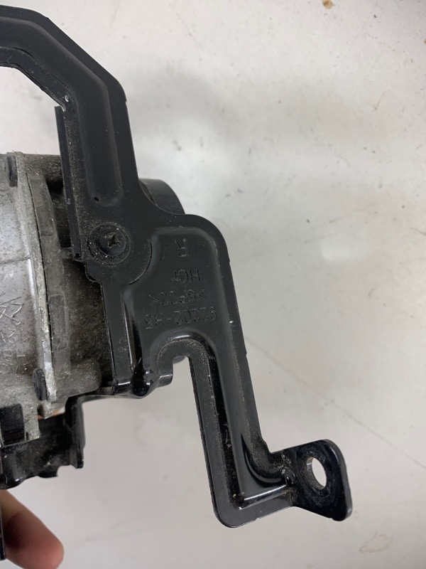 Фара противотуманная левая