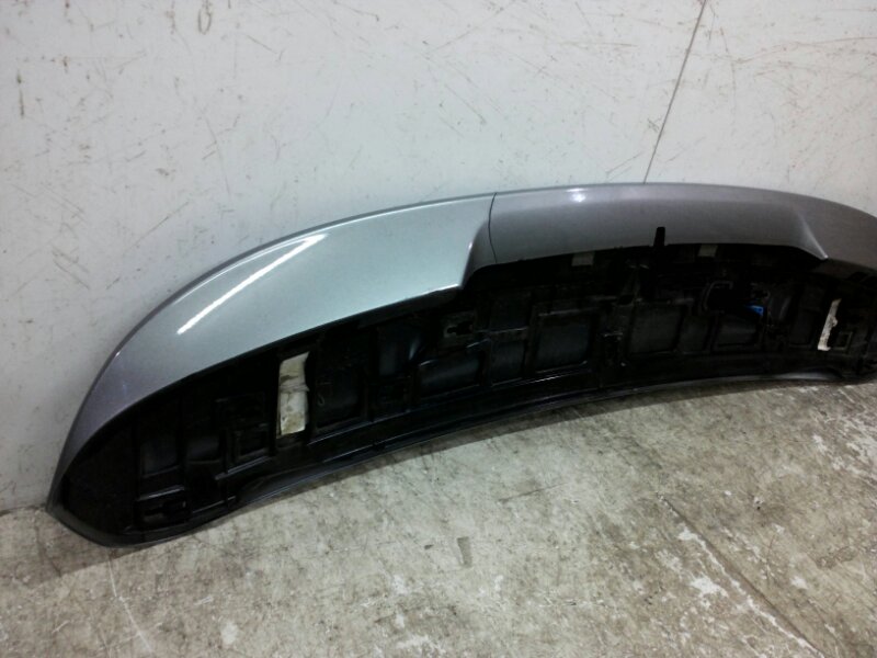 Спойлер (дефлектор) крышки багажника