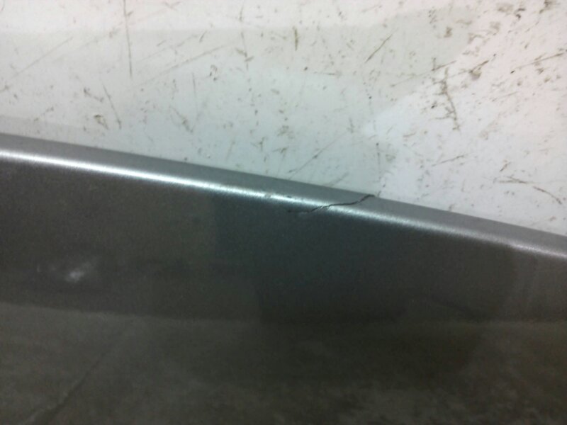 Спойлер (дефлектор) крышки багажника