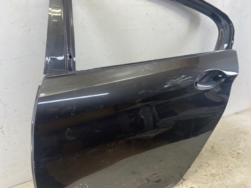 Дверь задняя левая