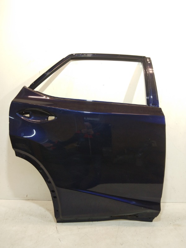 Дверь задняя правая