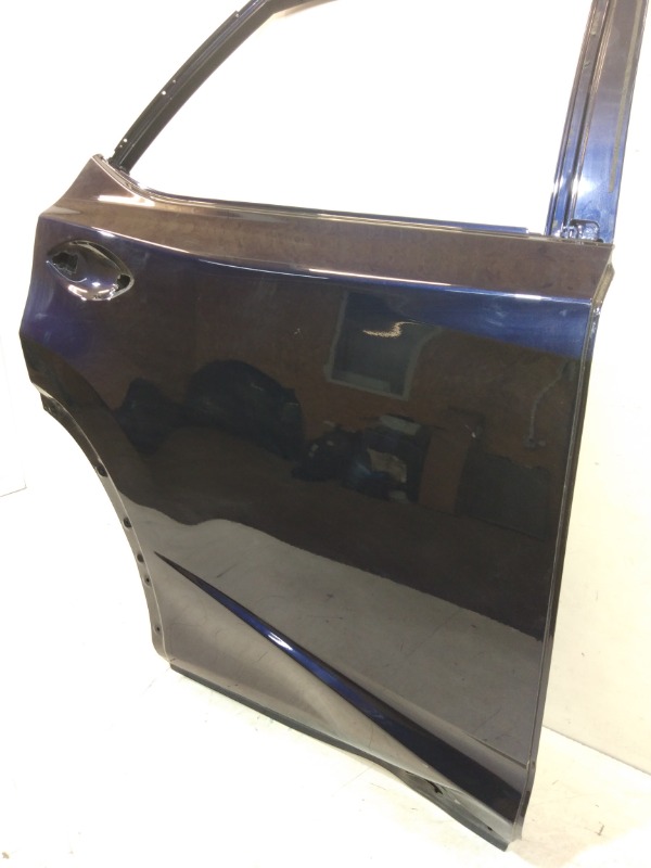 Дверь задняя правая