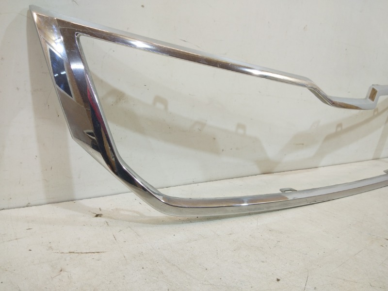 Накладка на решетку радиатора