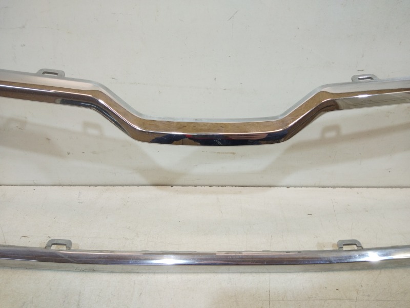 Накладка на решетку радиатора