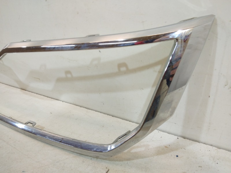 Накладка на решетку радиатора