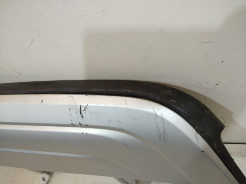 Спойлер заднего бампера