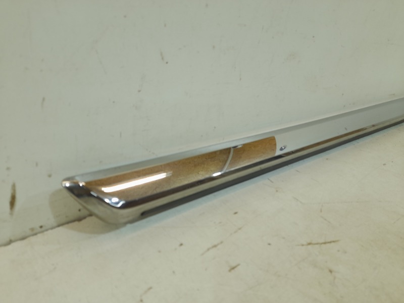 Молдинг двери