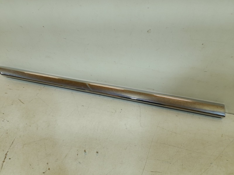 Молдинг двери