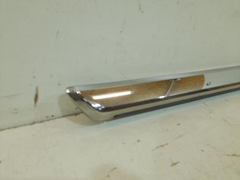 Молдинг двери