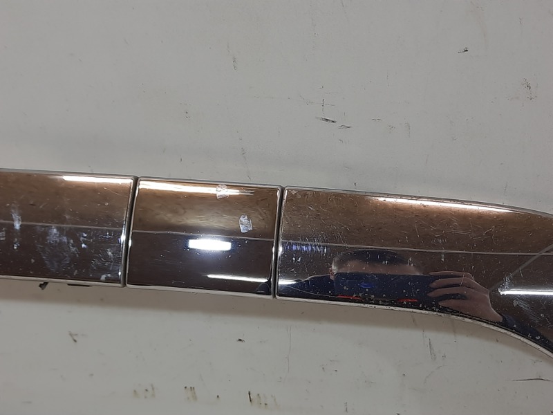 Молдинг заднего бампера