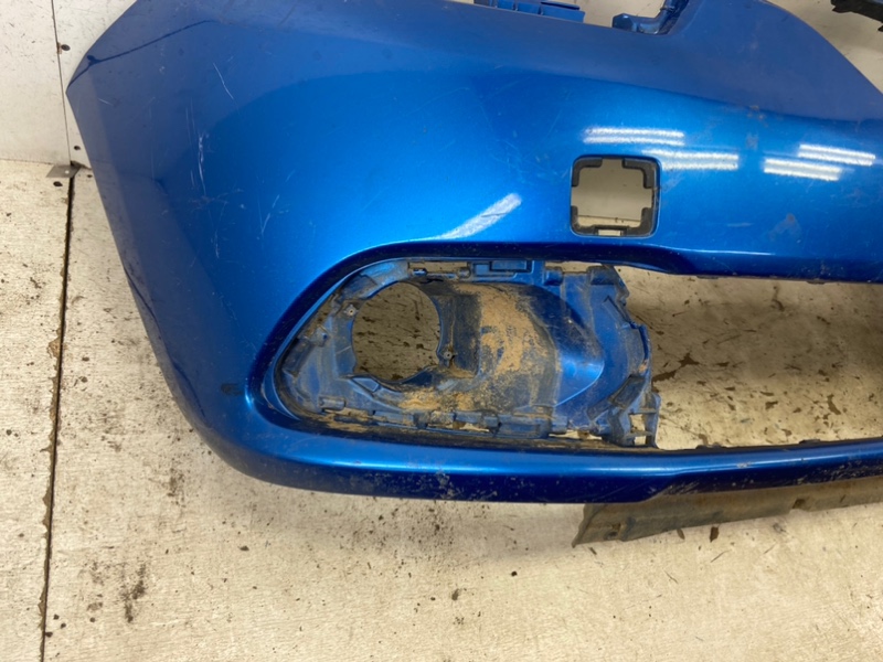 Бампер передний