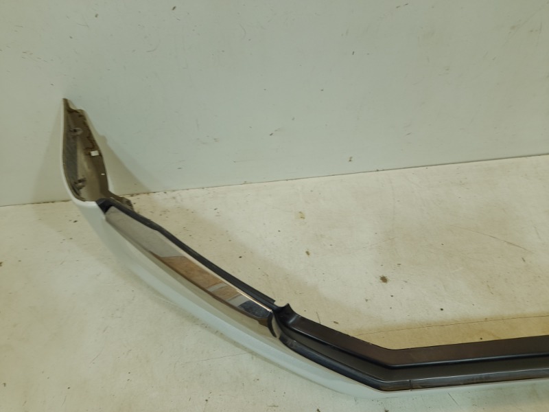 Спойлер переднего бампера