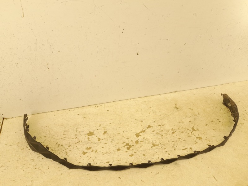 Накладка переднего бампера