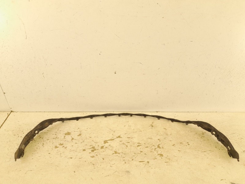 Накладка переднего бампера