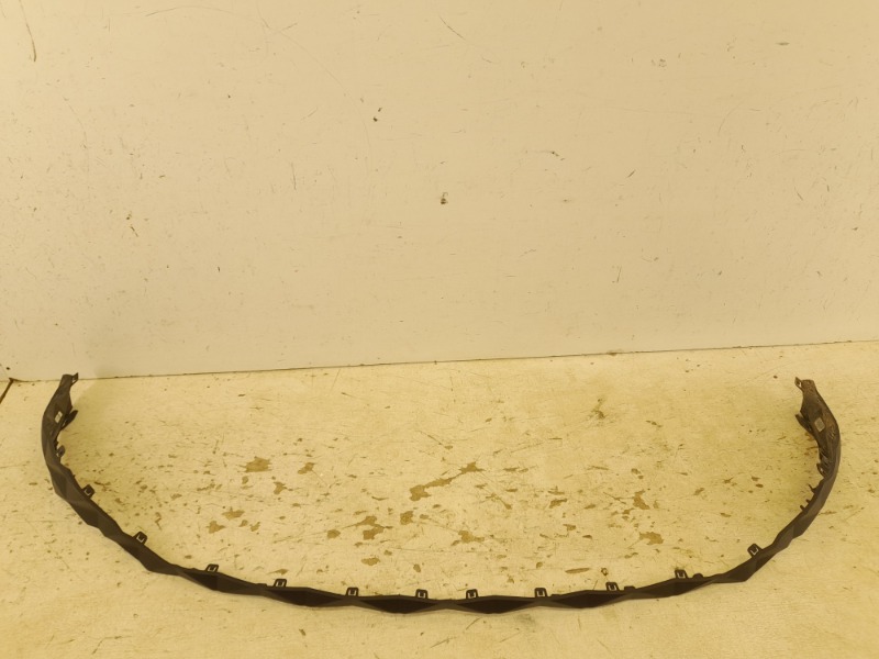 Накладка переднего бампера