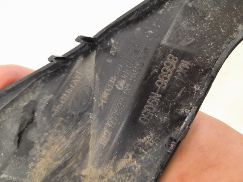 Накладка переднего бампера