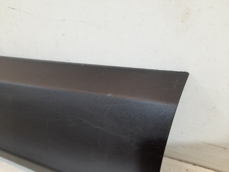 Накладка двери задней левой