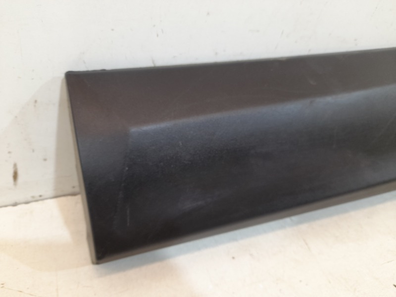 Накладка двери задней левой