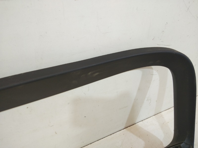 Накладка крышки багажника