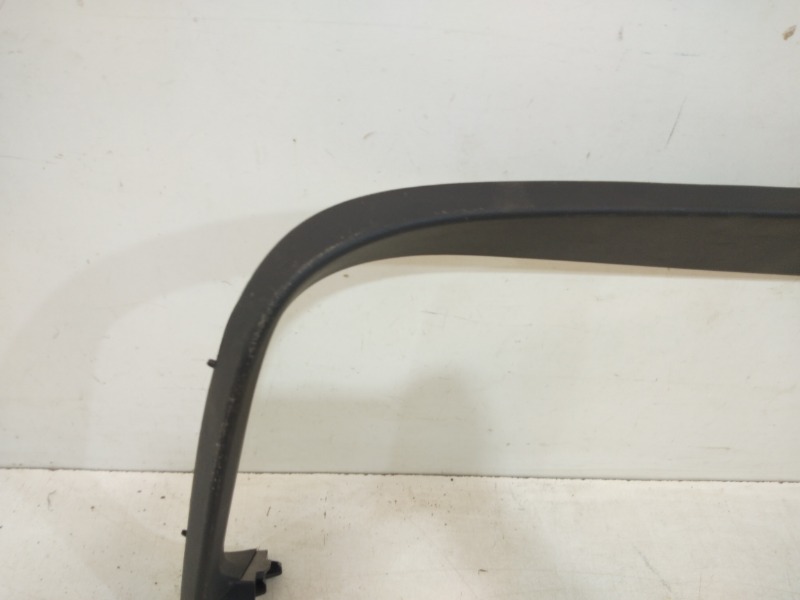 Накладка крышки багажника