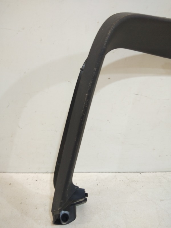 Накладка крышки багажника