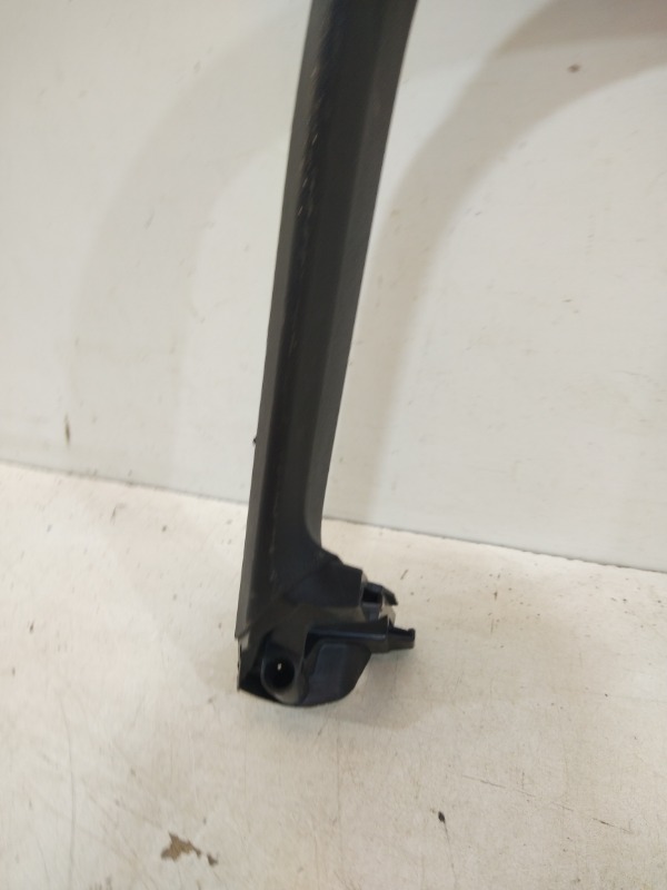 Накладка крышки багажника